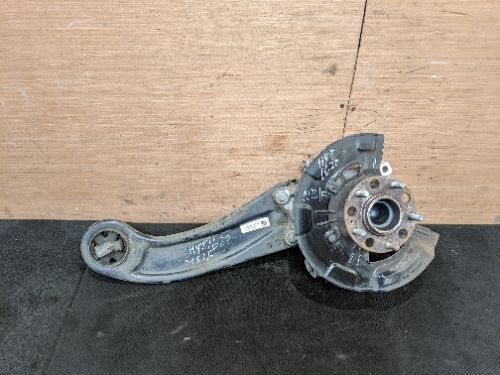 HYUNDAI TUCSON MK4 NX4 N/S PASSENGER SIDE LEFT REAR WHEEL HUB
