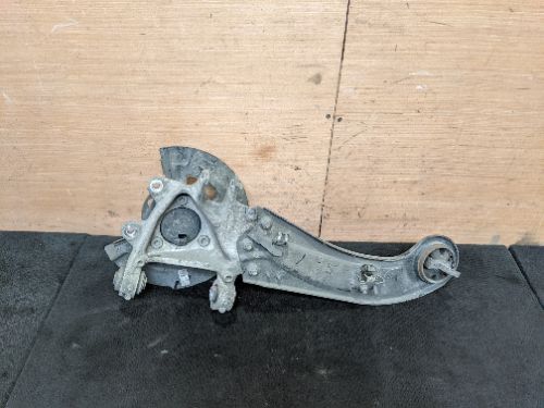 HYUNDAI TUCSON MK4 NX4 N/S PASSENGER SIDE LEFT REAR WHEEL HUB