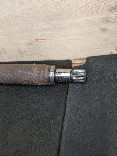 FORD FIESTA BASE MK7 O/S DRIVER SIDE RIGHT FRONT DRIVESHAFT