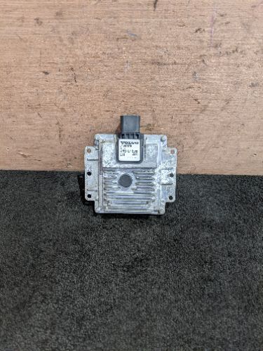 VOLVO V40 MK3 D3 N/S PASSENGER SIDE LEFT COLLISION WARNING SENSOR ECU