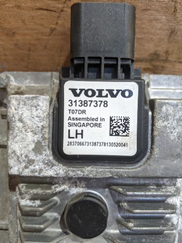 VOLVO V40 MK3 D3 N/S PASSENGER SIDE LEFT COLLISION WARNING SENSOR ECU