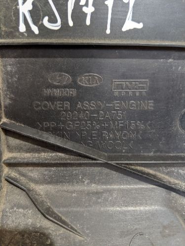 KIA SPORTAGE MK3 SL 1.7 DIESEL ENGINE TOP COVER
