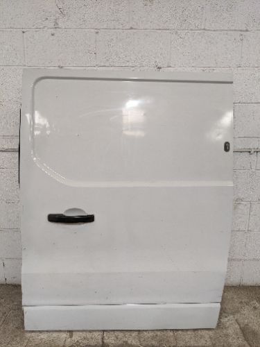 VAUXHALL VIVARO B MK2 X82 N/S PASSENGER SIDE LEFT SLIDING DOOR WHITE L474