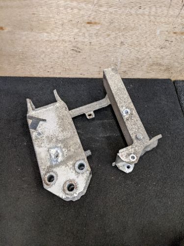 BMW 5 SERIES F10 O/S DRIVER SIDE RIGHT BUMPER REINFORCEMENT BRACKET