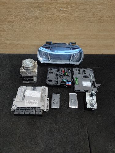 RENAULT MEGANE MK4 XFB ESTATE 1.6 DIESEL MANUAL ENGINE ECU KIT