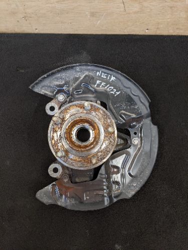 FORD FOCUS MK4 C519 N/S PASSENGER SIDE LEFT FRONT WHEEL HUB