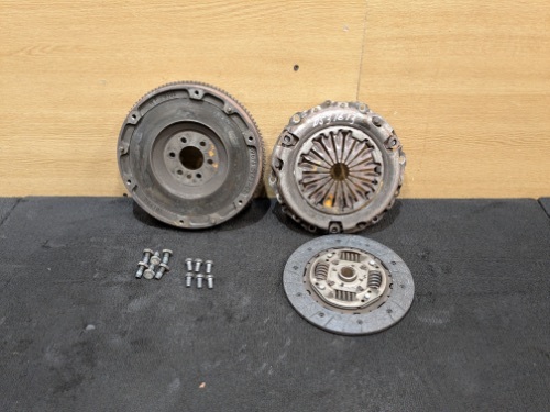 CITROEN DS3 MK1 1.6 PETROL FLYWHEEL & CLUTCH KIT