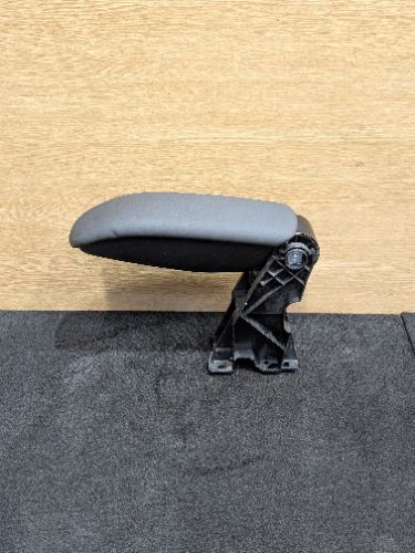 CITROEN C4 CACTUS MK1 CENTRE CONSOLE ARMREST