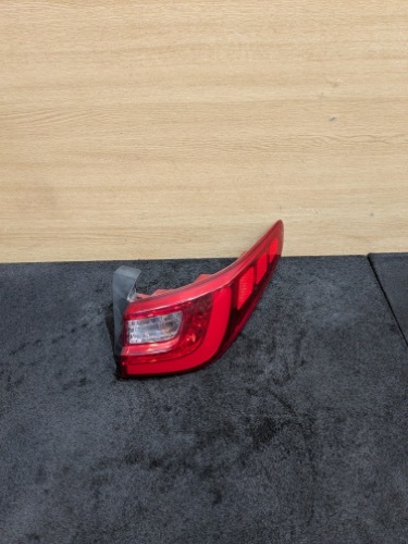 KIA OPTIMA MK4 JF O/S DRIVER SIDE RIGHT REAR OUTER TAIL LIGHT