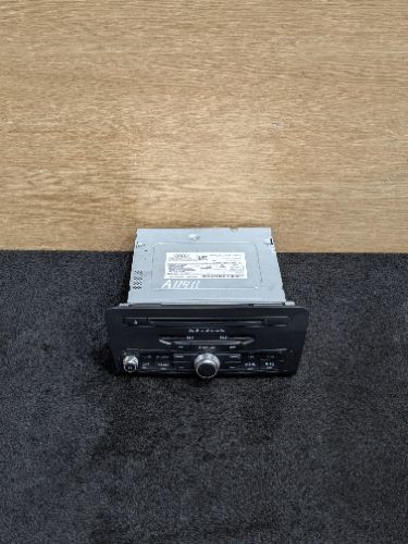 AUDI A1 MK1 8X STEREO RADIO HEAD UNIT