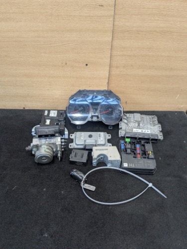 NISSAN JUKE MK1 F15 FL 1.5 DIESEL ECU KIT