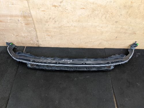 LAND ROVER DISCOVERY SPORT L550 FRONT BUMPER BRACKET