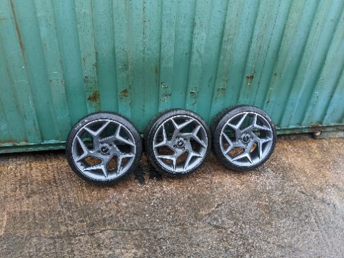 FORD FIESTA ST MK8 B479 3 18" WHEELS WITH TYRES