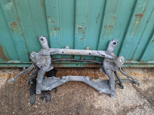 MERCEDES E CLASS C207 2.2 DIESEL FRONT SUBFRAME