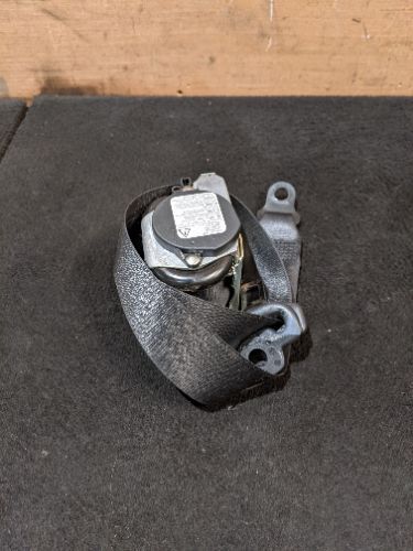 PORSCHE BOXSTER 987 O/S DRIVER SIDE RIGHT SEAT BELT