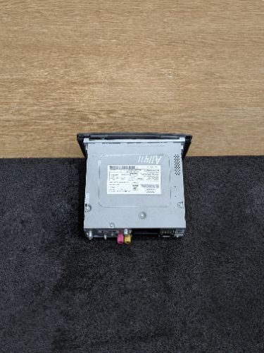 AUDI A1 MK1 8X STEREO RADIO HEAD UNIT