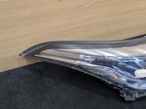 TOYOTA C-HR MK1 FL O/S DRIVER SIDE RIGHT FRONT HEADLIGHT