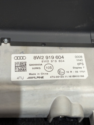 AUDI A4 MK5 B9 SAT NAV MULTIMEDIA DISPLAY SCREEN