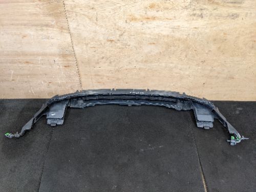 LAND ROVER DISCOVERY SPORT L550 FRONT BUMPER BRACKET